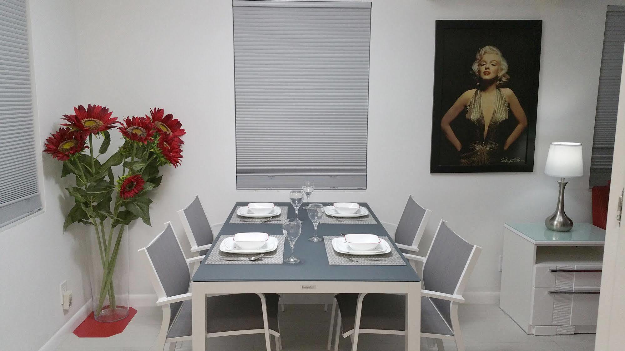 Downtown Hollywood Boutique Hotel (Adults Only) Экстерьер фото